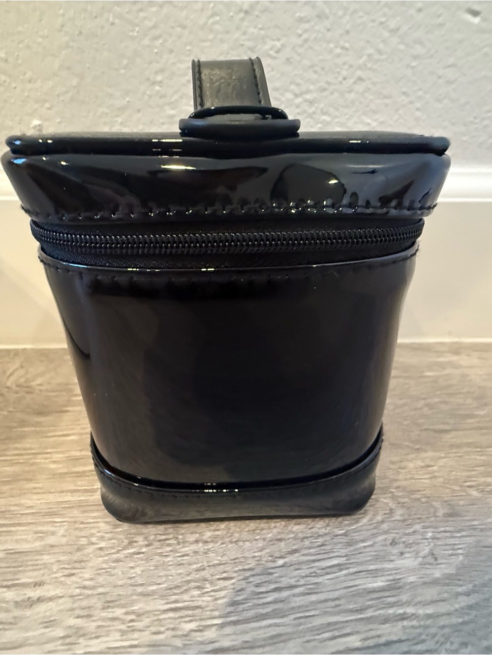 Dior Black Patent CD Monogram Vanity Case - Picture 5 of 6